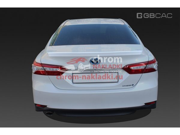 Спойлер черный на кромку багажника Toyota Camry 2018-2021