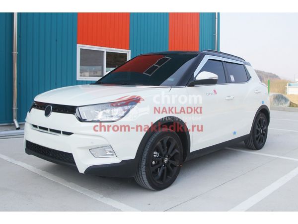 Дефлекторы (ветровики) окон хромированные для SsangYong Tivoli