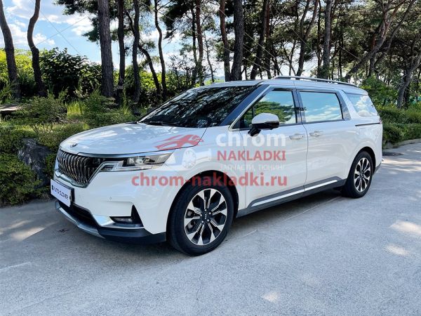 Дефлекторы (ветровики) окон черные с хромированным молдингом KIA Carnival 2020-2024