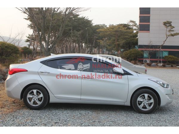 Дефлекторы (ветровики) окон темные Hyundai Elantra Avante MD 2011-2016