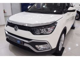 Ветровики (Дефлекторы) Дефлектор капота хром для SsangYong Tivoli