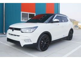 Дефлекторы (ветровики) окон хромированные для SsangYong Tivoli