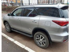 Дефлекторы (ветровики)  из 6 частей окон для Toyota Fortuner 2016-2022